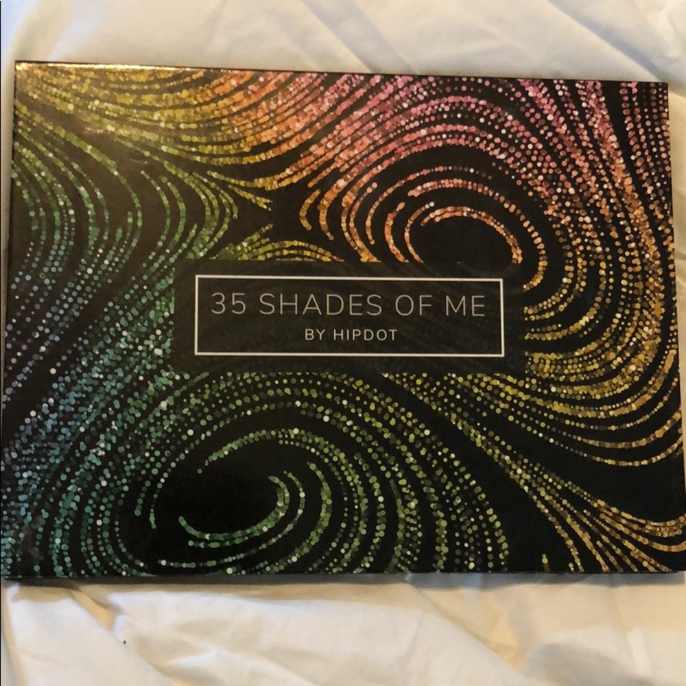 35 shades of me by hip dot eyeshadow palette NEW